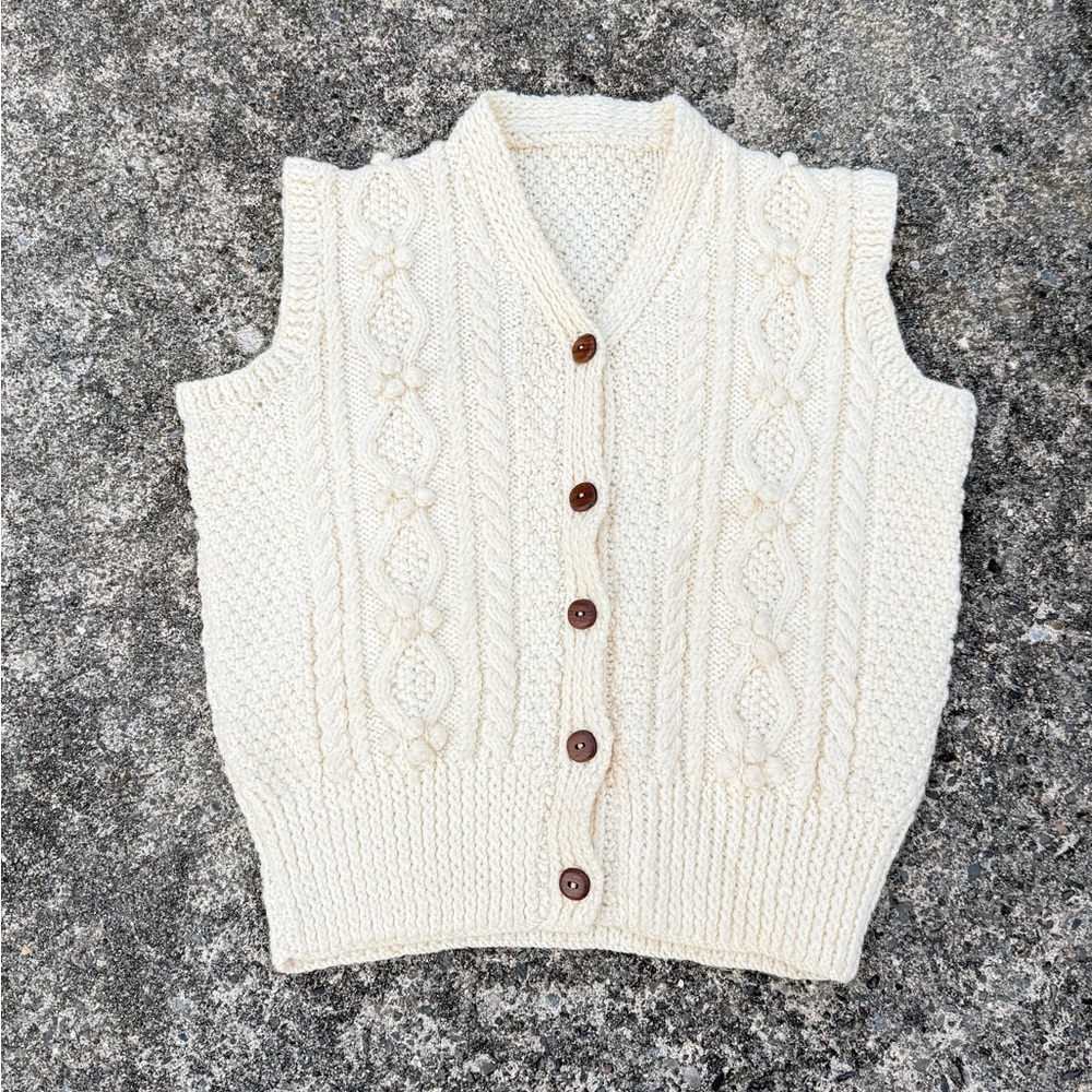 Handknit Cream Wool-Feel Vest – Size S